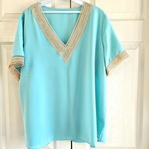 NWOT V Neck Crochet Short Sleeved Top Aqua XL